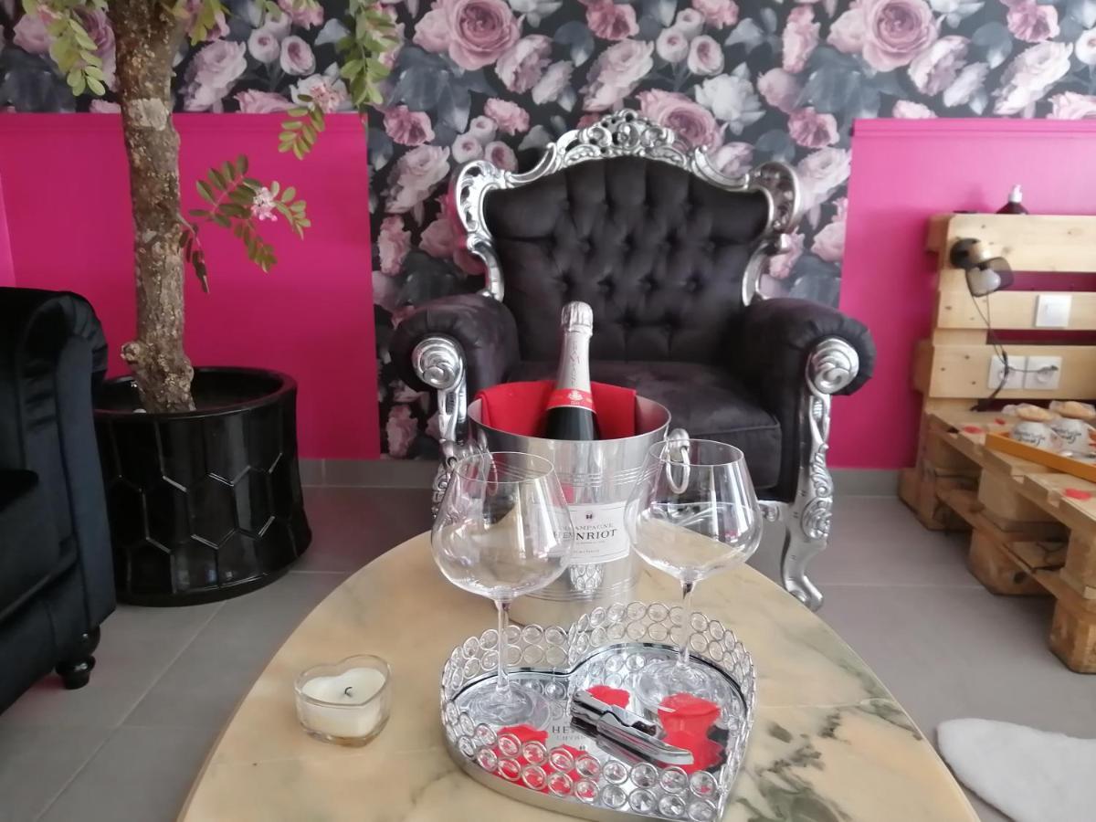 Romantisme Et Glamour 2 Avec Spa , Clim Et Jardin Dijon Dış mekan fotoğraf